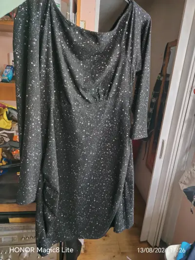 Vestido negro con diseño de puntos blancos Shein Curve - miniatura 1