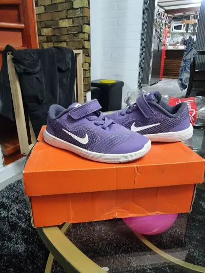 Zapatillas deportivas moradas para niños Nike - miniatura 2