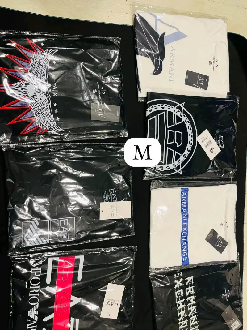 Poleras Emporio Armani EA7 en varios colores y tallas - 2
