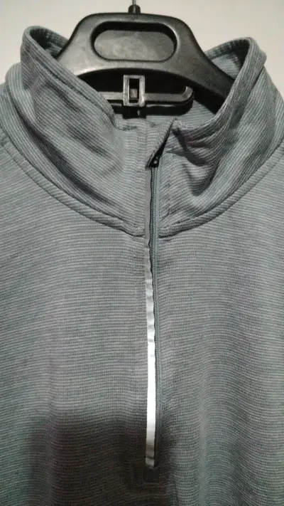 Polerón deportivo gris con cierre para mujer - miniatura 2