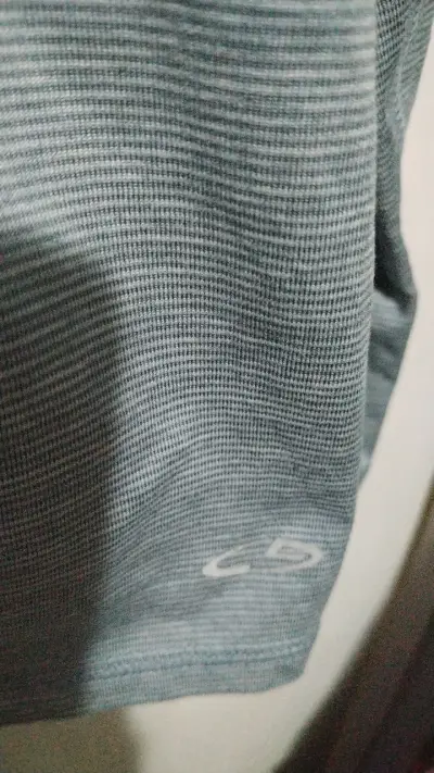 Polerón deportivo gris con cierre para mujer - miniatura 3