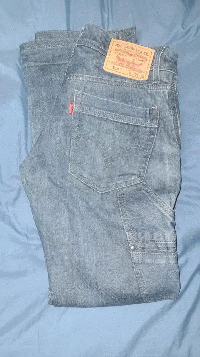 Jeans Levi's 514 para mujer en buen estado - miniatura 1