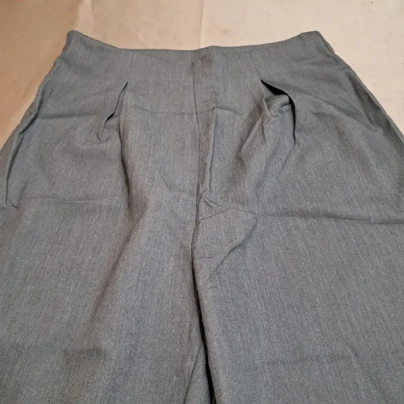 Pantalón tela gris nuevo shein - 3