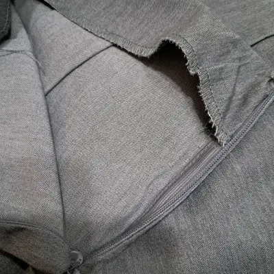 Pantalón tela gris nuevo shein - miniatura 4