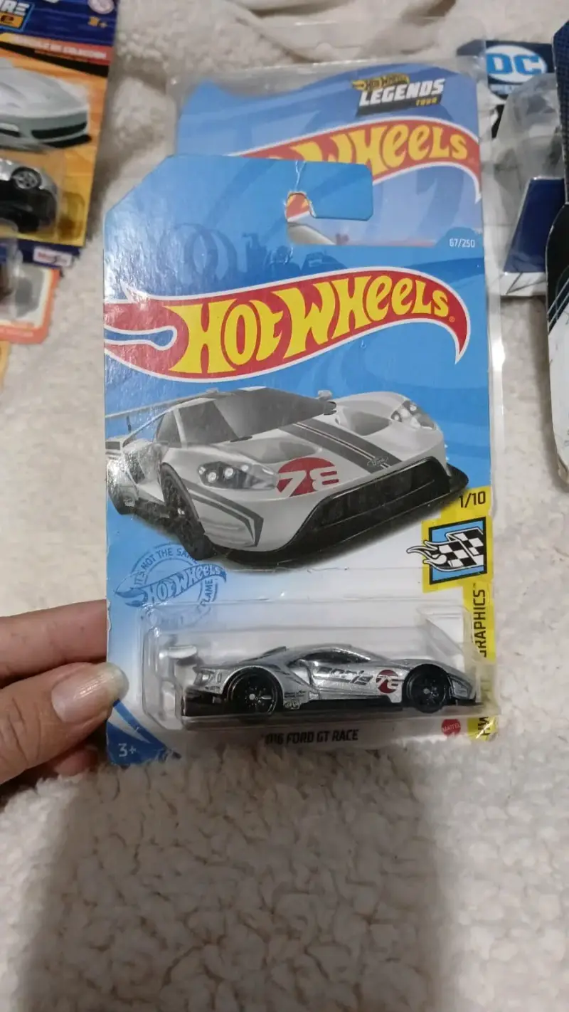 Hot Wheels Ford GT Race 2016 en Blister