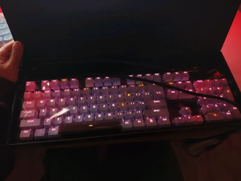 Teclado mecánico gaming Logitech G512 SE RGB - 4