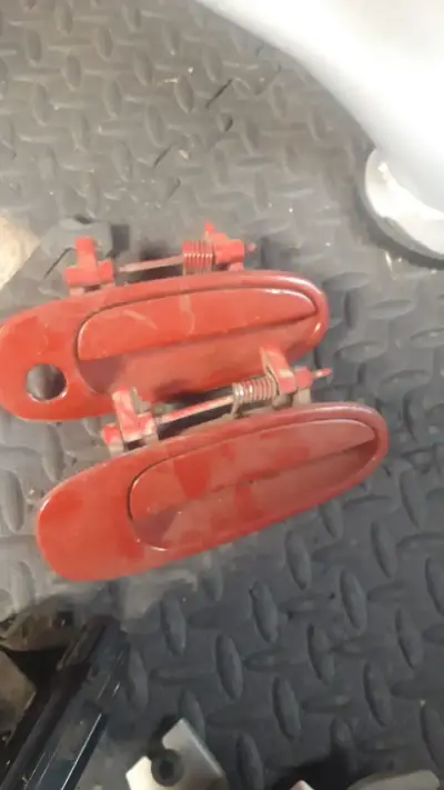 Manillas de puerta derecho corolla 97 - miniatura 1