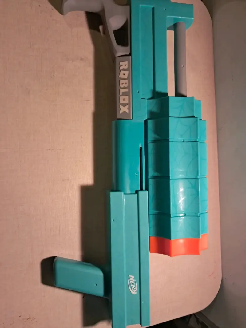 Lanzador de Juguete Nerf Roblox Turquesa - 2