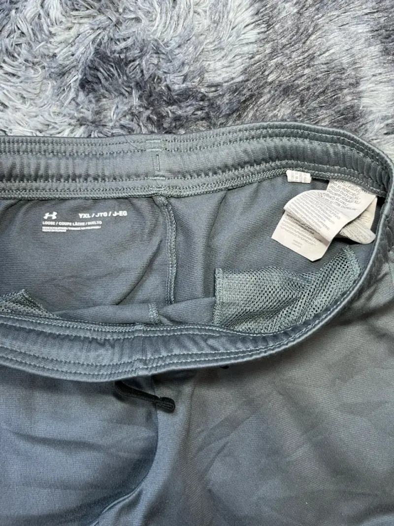 Pantalón Jogger Deportivo Under Armour Gris - 4