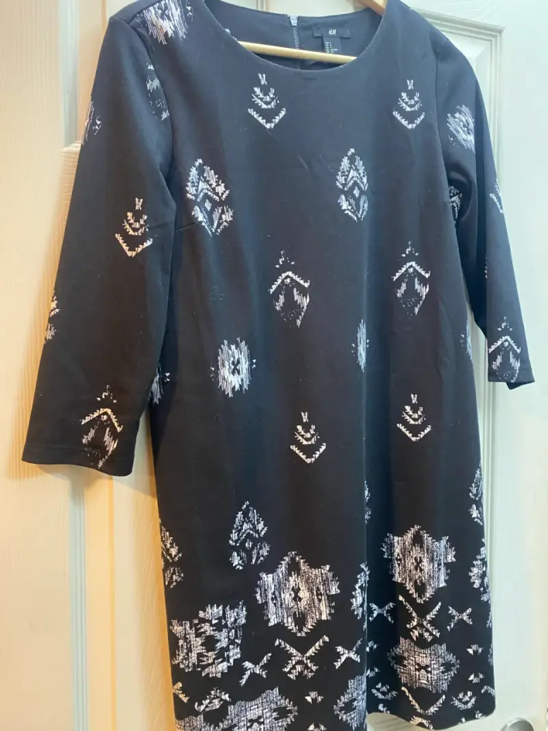 Vestido negro estampado H&M talla S - 3