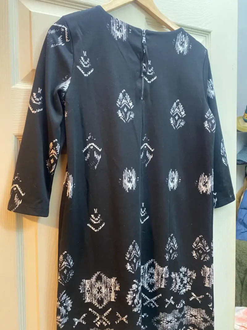 Vestido negro estampado H&M talla S - 4
