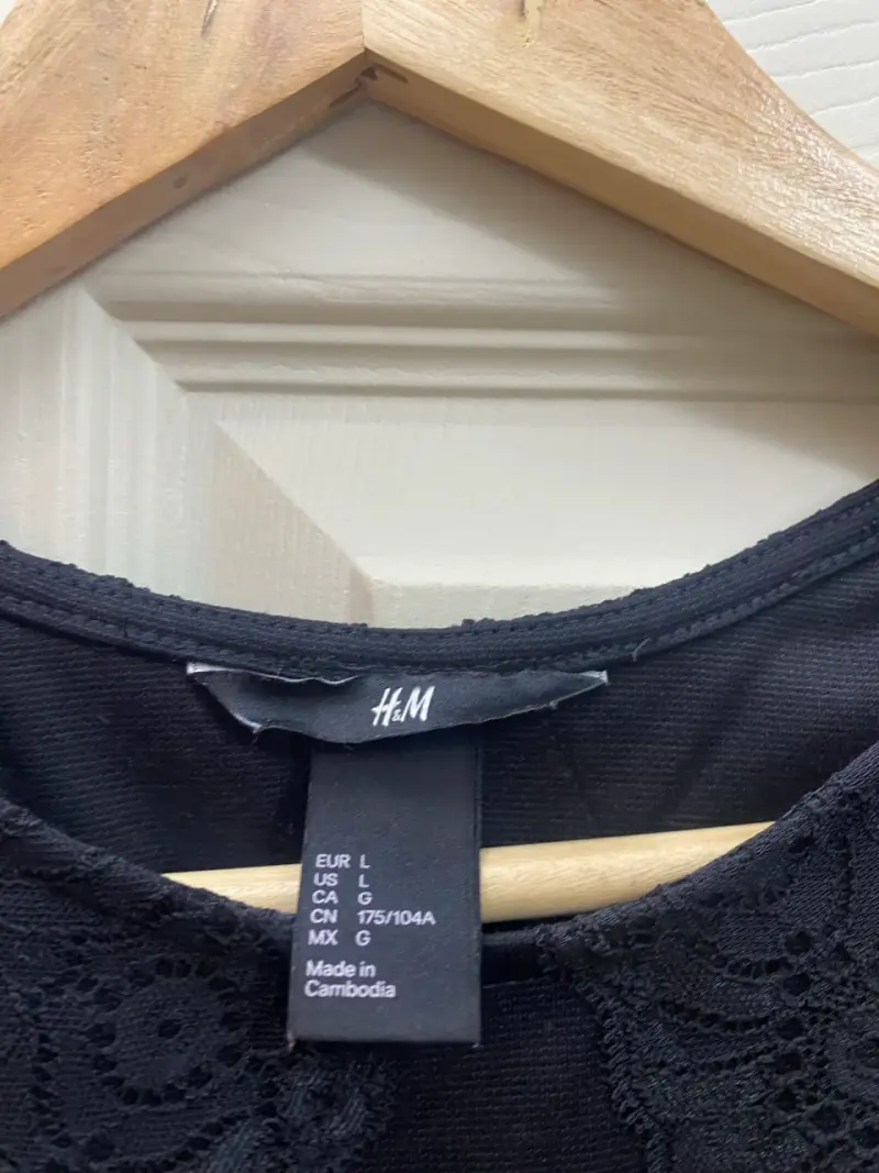 Vestido negro de encaje H&M talla L - 1