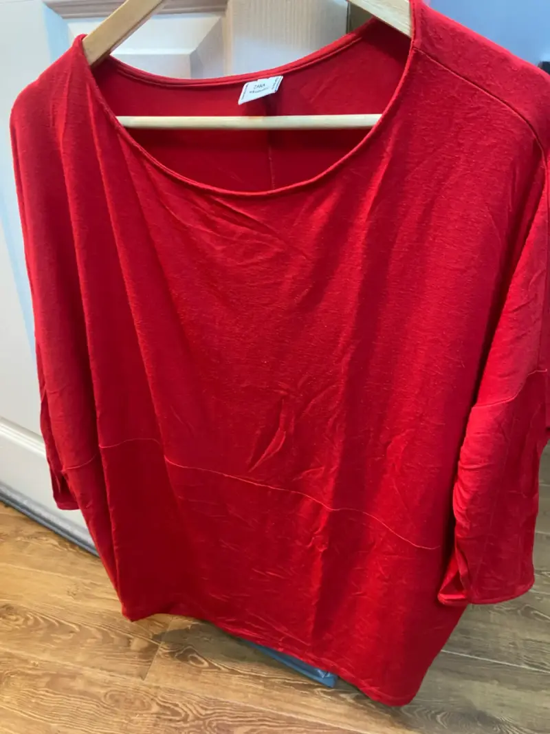 Blusa roja de manga larga Zara - 3
