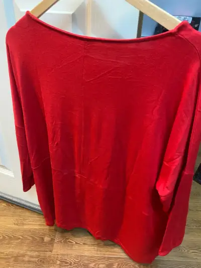 Blusa roja de manga larga Zara - miniatura 4
