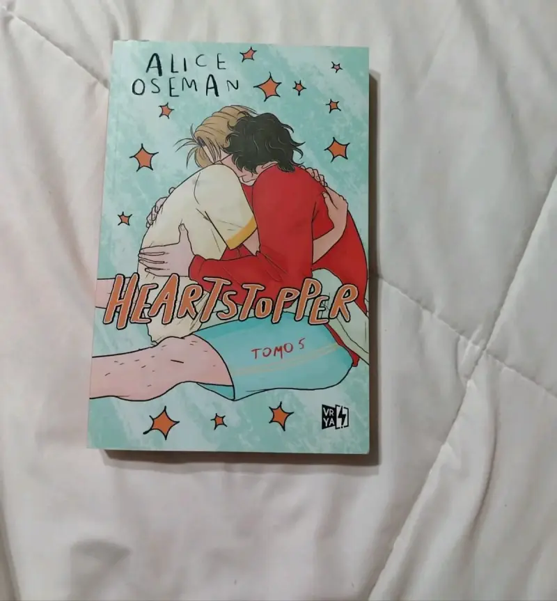 Colección de libros Heartstopper de Alice Oseman - 3