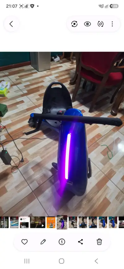 Monociclo eléctrico con luces LED - miniatura 1