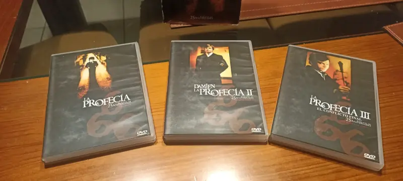 Trilogía de DVDs La Profecía 25 Aniversario - 1