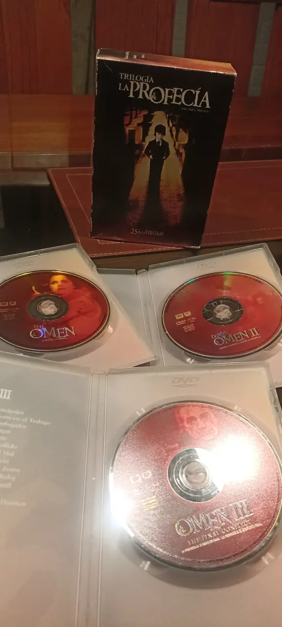 Trilogía de DVDs La Profecía 25 Aniversario - 3