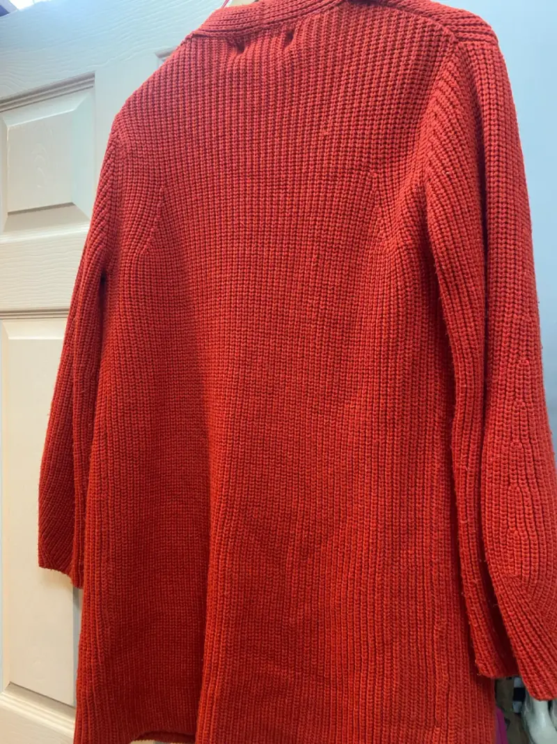 Cárdigan Rojo de Punto Mango Talla M - 6