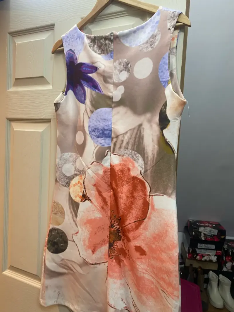 Vestido sin mangas con estampado floral - 4