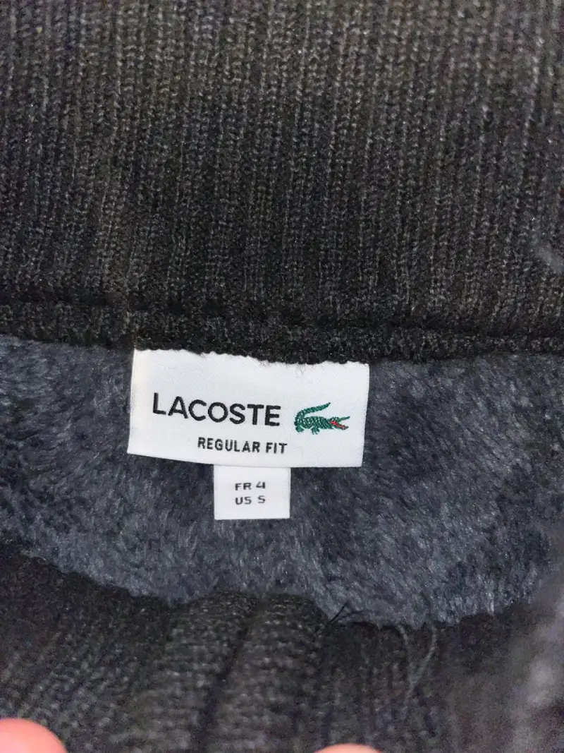 Suéter negro Lacoste de lana con cierre - 3