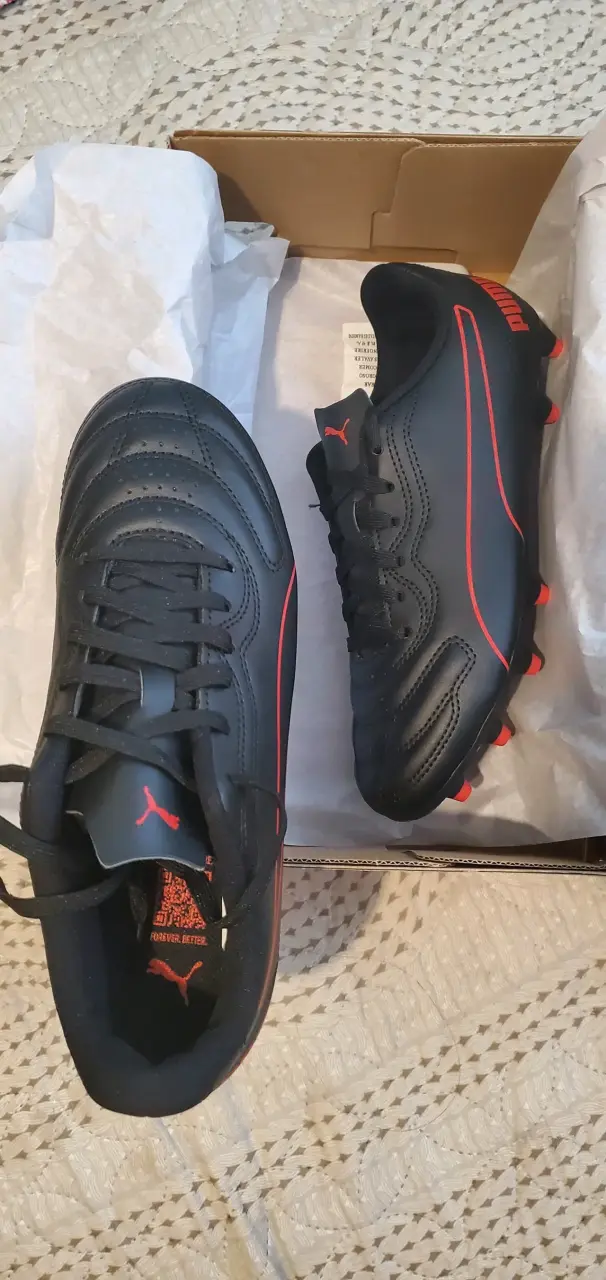 Zapatilla de fútbol Puma - 1