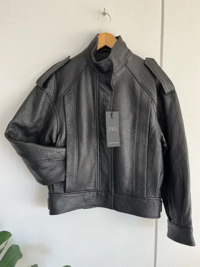 Chaqueta de cuero negra Zara mujer - miniatura 1