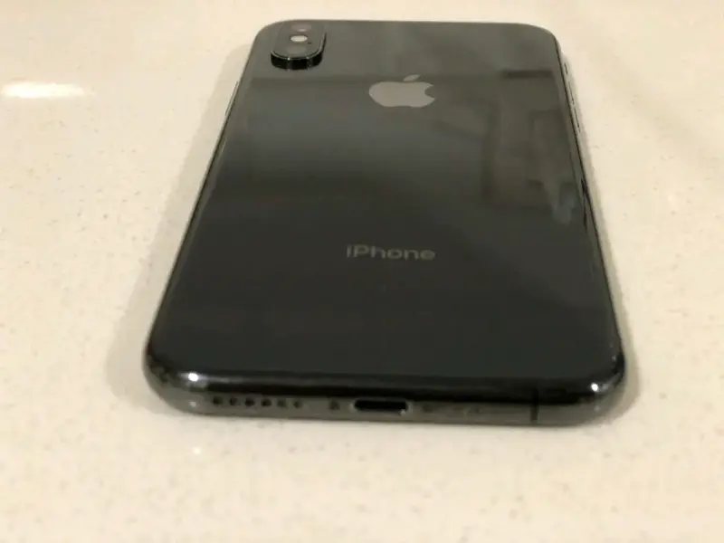 iPhone XS en buen estado color negro - 1