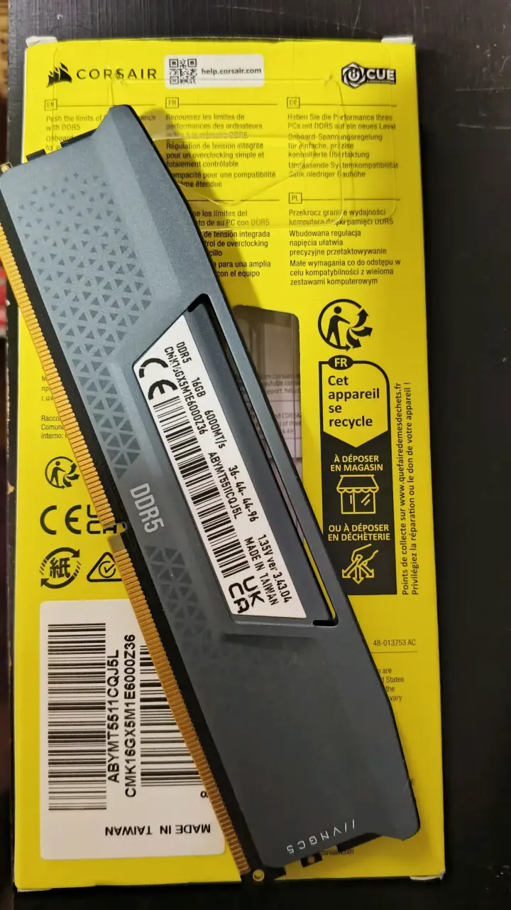 RAM Corsair Vengeance DDR5 16GB - 2