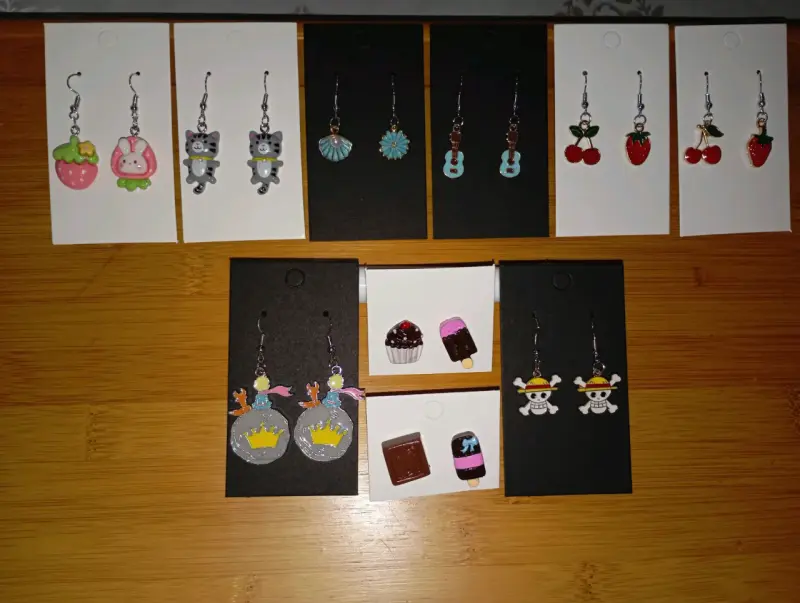 Set de aros colgantes divertidos y coloridos - 1