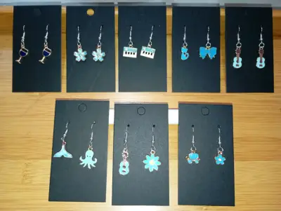 Set de aros colgantes divertidos y coloridos - miniatura 2