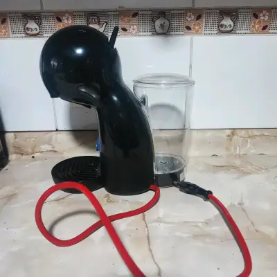 Cafetera Nescafé Dolce Gusto Mini Negra - miniatura 2
