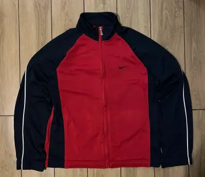 Chaqueta deportiva Nike roja y azul - miniatura 1