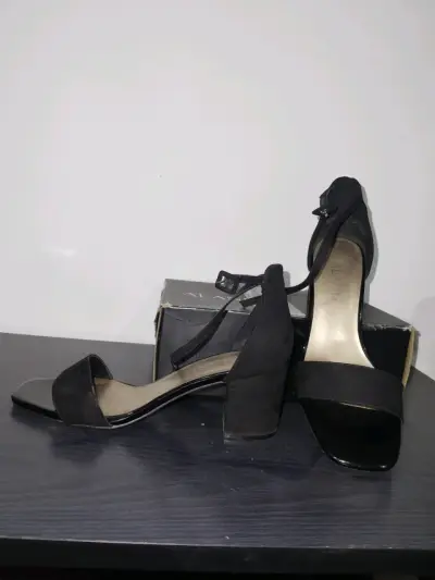Sandalias de tacón negro Alaniz elegantes - miniatura 4