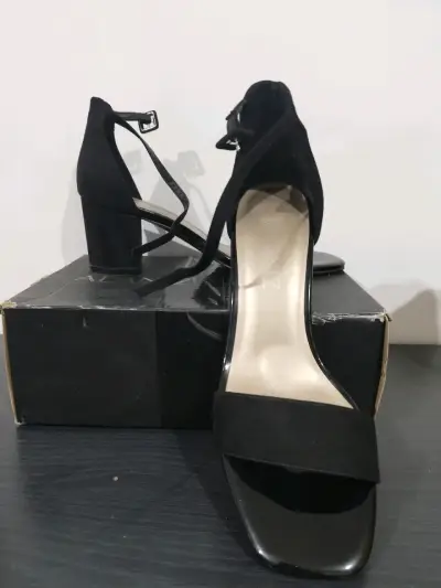 Sandalias de tacón negro Alaniz elegantes - miniatura 5