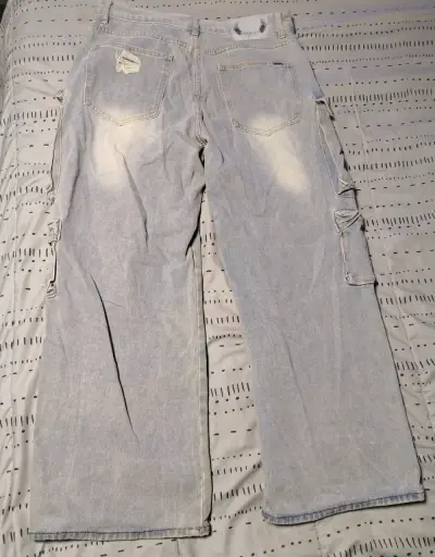 Jeans cargo de mezclilla desgastados para hombre - miniatura 2