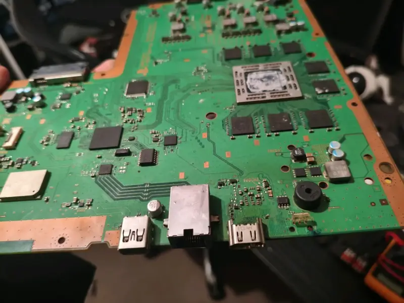 PS4 FAT PARA REPUESTO - 3