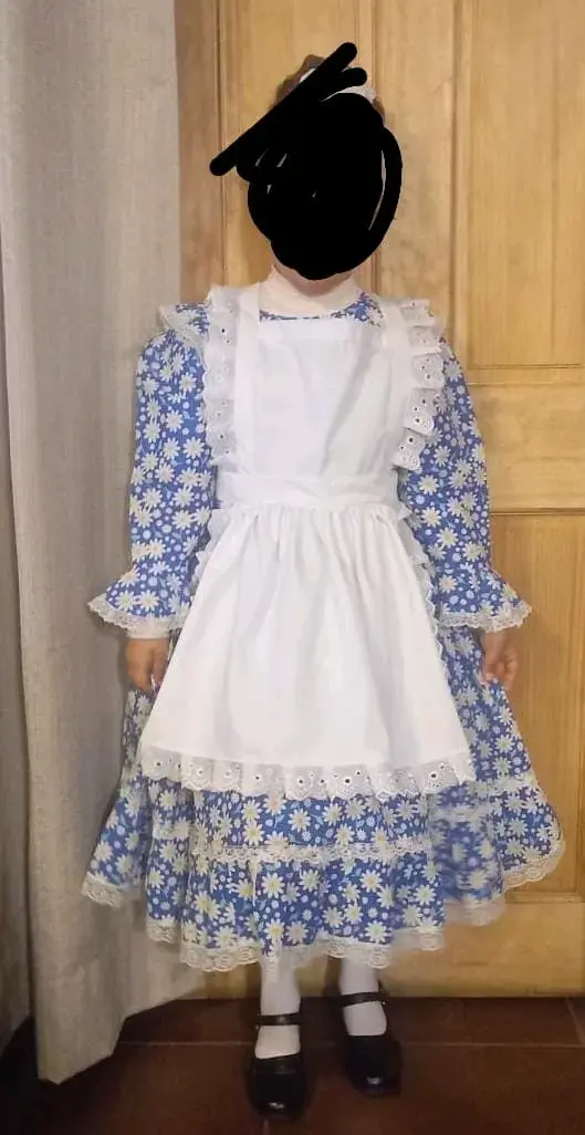 Vestido de Fiesta Infantil con Flores y Volantes