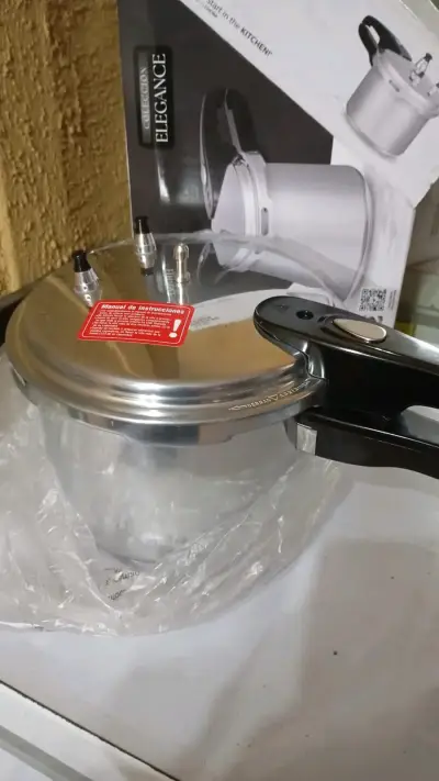 Olla a presión Holstein 4.2L de acero inoxidable - miniatura 2