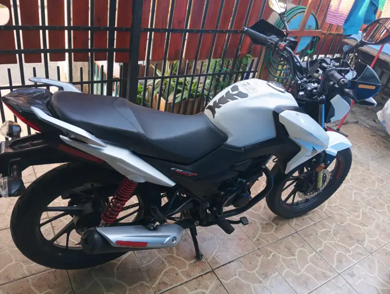 Casco de motocicleta FGN negro con visor - 3