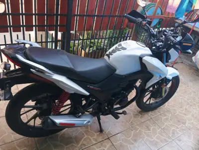 Casco de motocicleta FGN negro con visor - miniatura 3