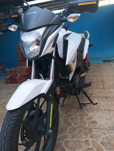 Casco de motocicleta FGN negro con visor - miniatura 5
