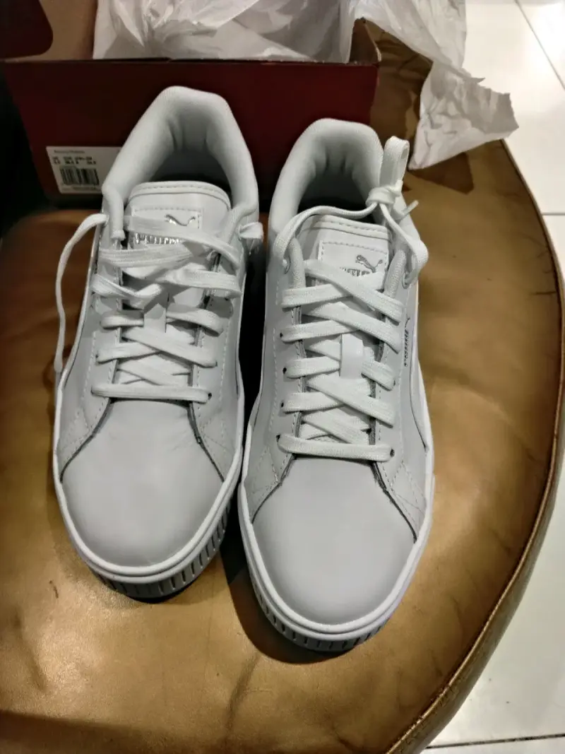 Zapatillas blancas Puma deportivas para mujer - 1