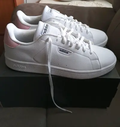 Zapatillas blancas Adidas - miniatura 1