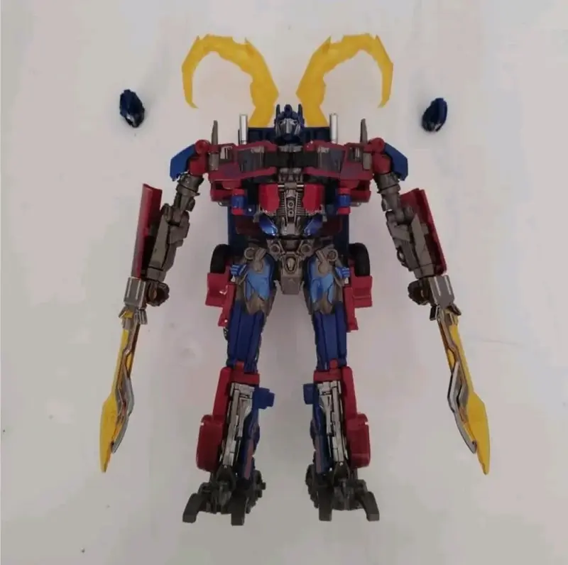 Figura de acción transformable Optimus Prime - 2