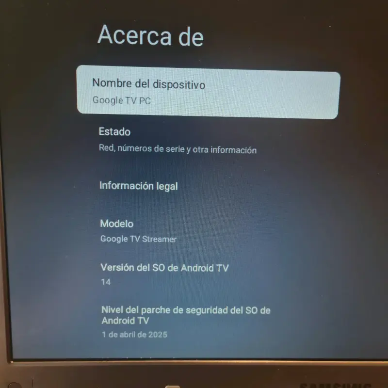 Laptop Samsung con Windows 11 y Google TV - 3