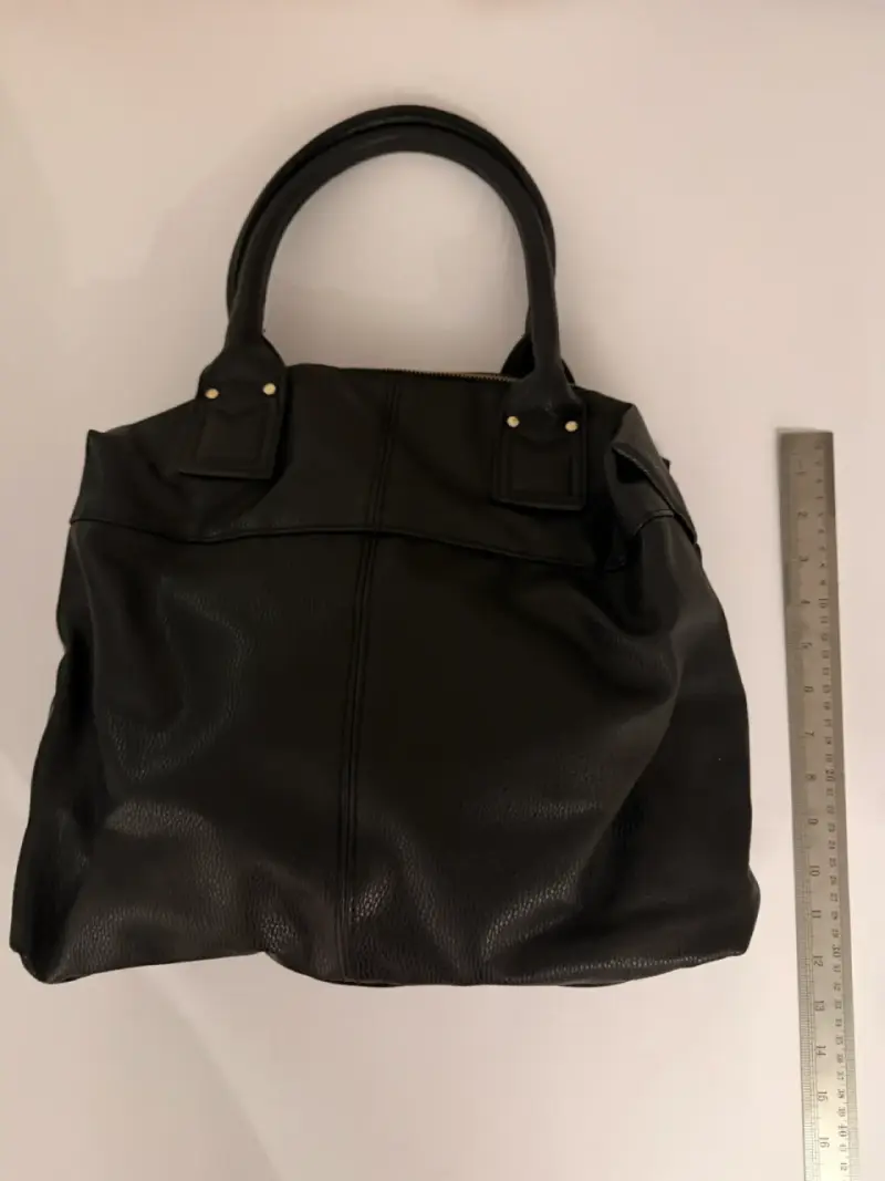 Bolso de mano negro elegante - 1