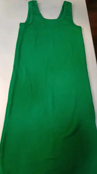 Vestido verde sin mangas para mujer - miniatura 1