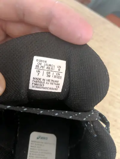 Zapatillas deportivas Asics negras para mujer - miniatura 4