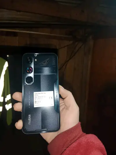 Smartphone Nubia Neo 5 GT 5G en buen estado - miniatura 6